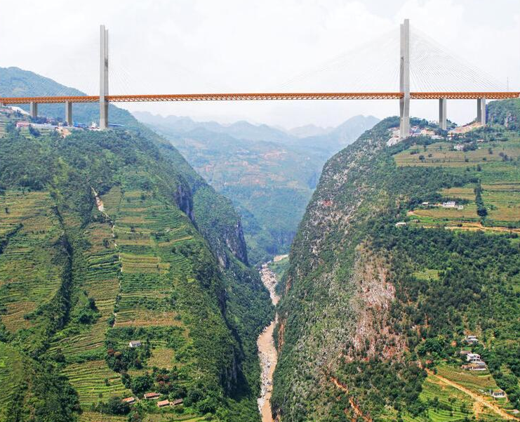 反光涂料為高速路添彩，高速路為旅游勝地增光