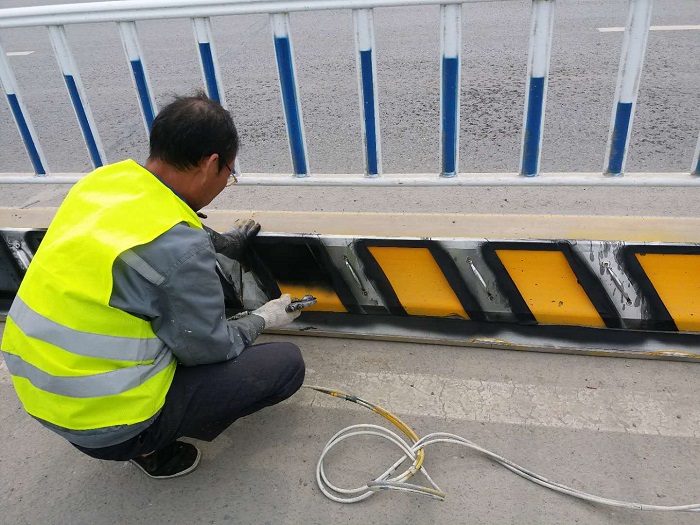 涂刷方案50問之道路反光漆施工人員的安全須知有哪些？