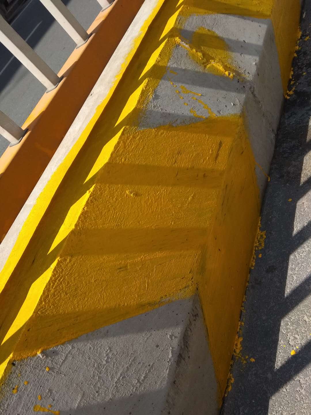 好的反光漆施工指導帶來的不僅是施工的便利