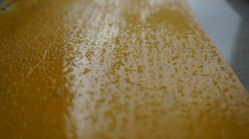 反光涂料表面為什么摸起來“臟臟”的？