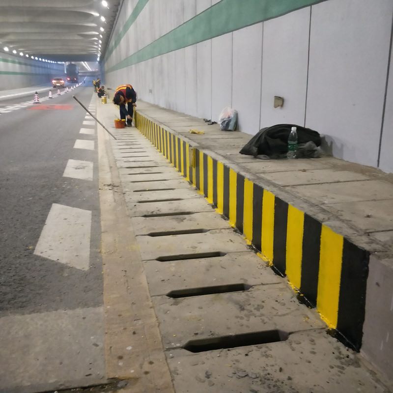 如何預防公路隧道反光漆失去光澤？