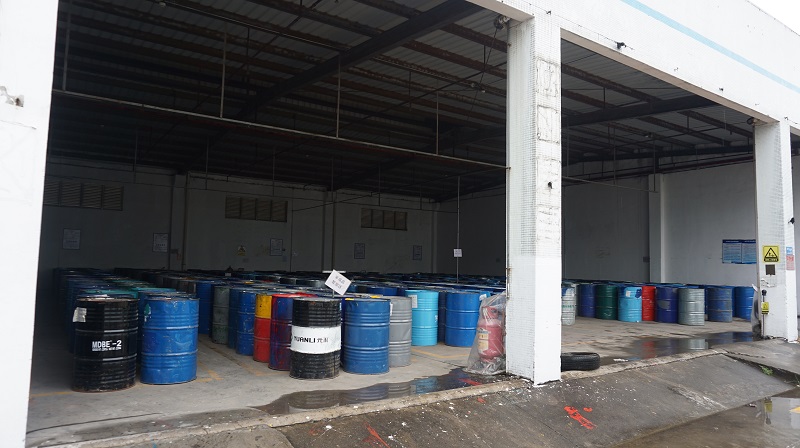 揭秘反光涂料生產廠家的持續低迷現狀原因