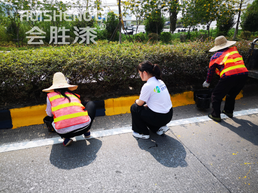 黃黑相間反光漆為什么會剝落？