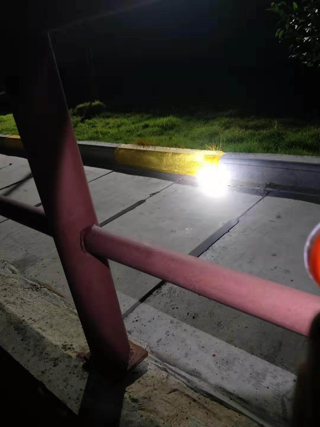 反光漆反光效果圖